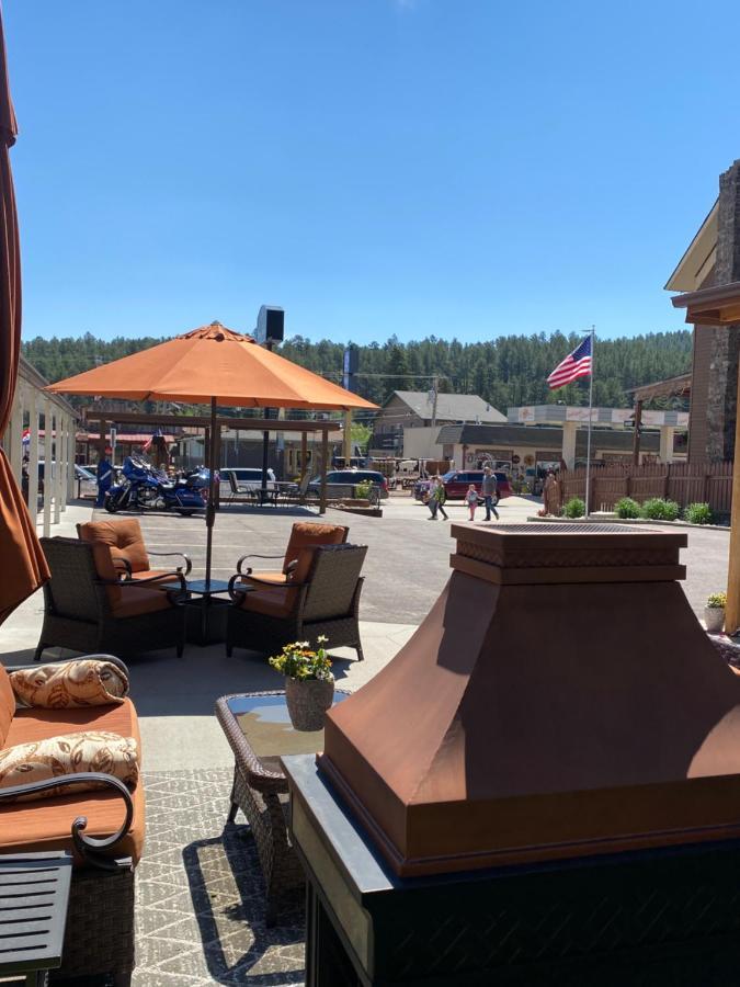 Harney Peak Inn Hill City Exteriör bild